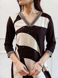 Indo Era Women Floral Printed Regular Kurta with Trousers