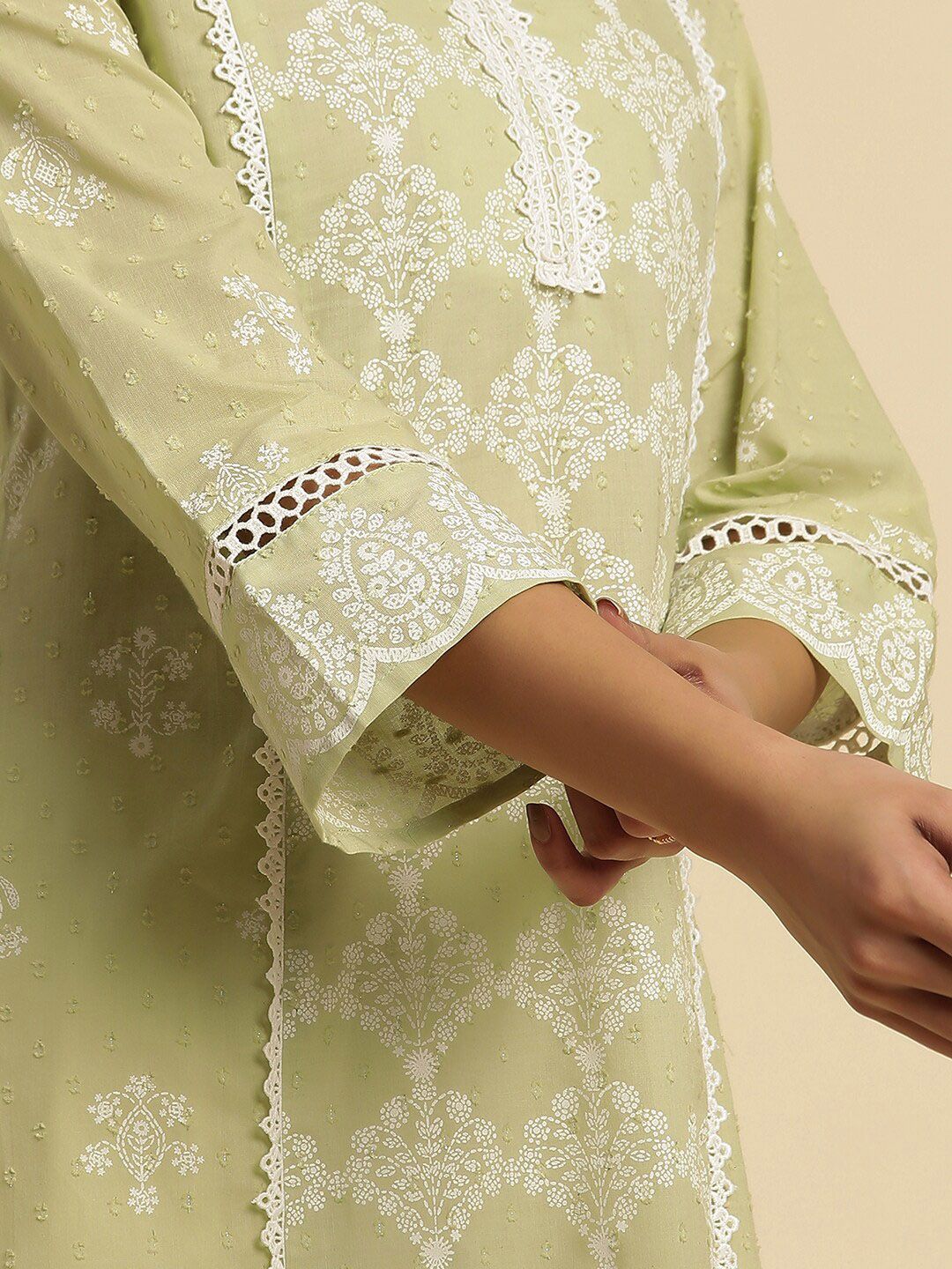 W Green Ethnic Motifs Embroidered Pure Cotton Straight Kurta