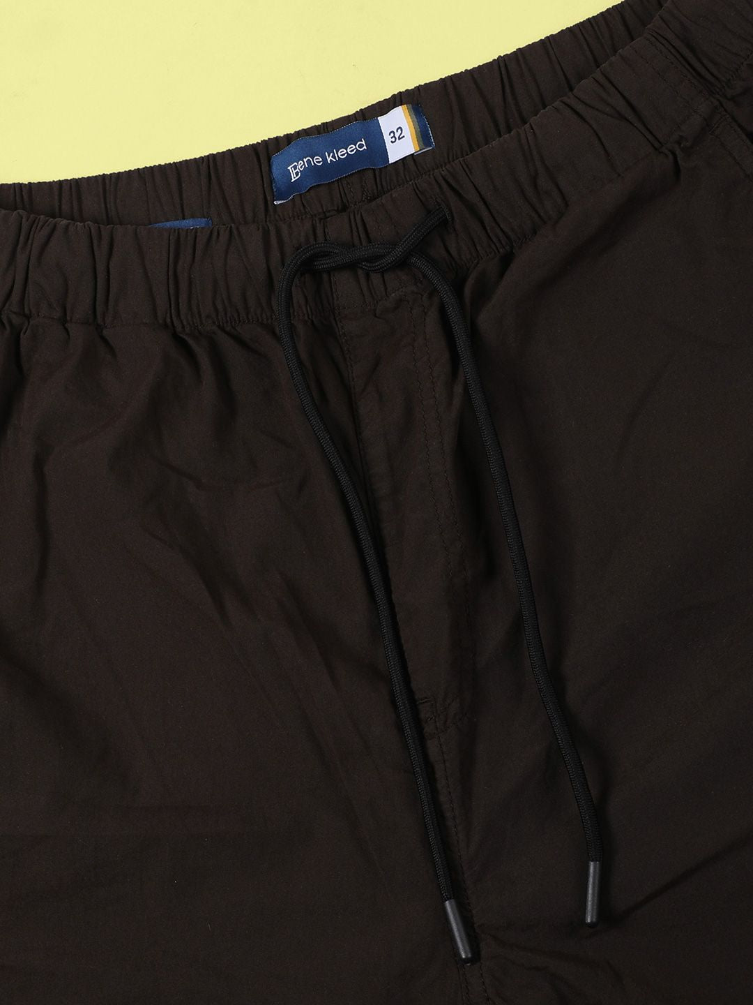 Bene Kleed Men Solid Classic Loose Fit Cargos Trousers