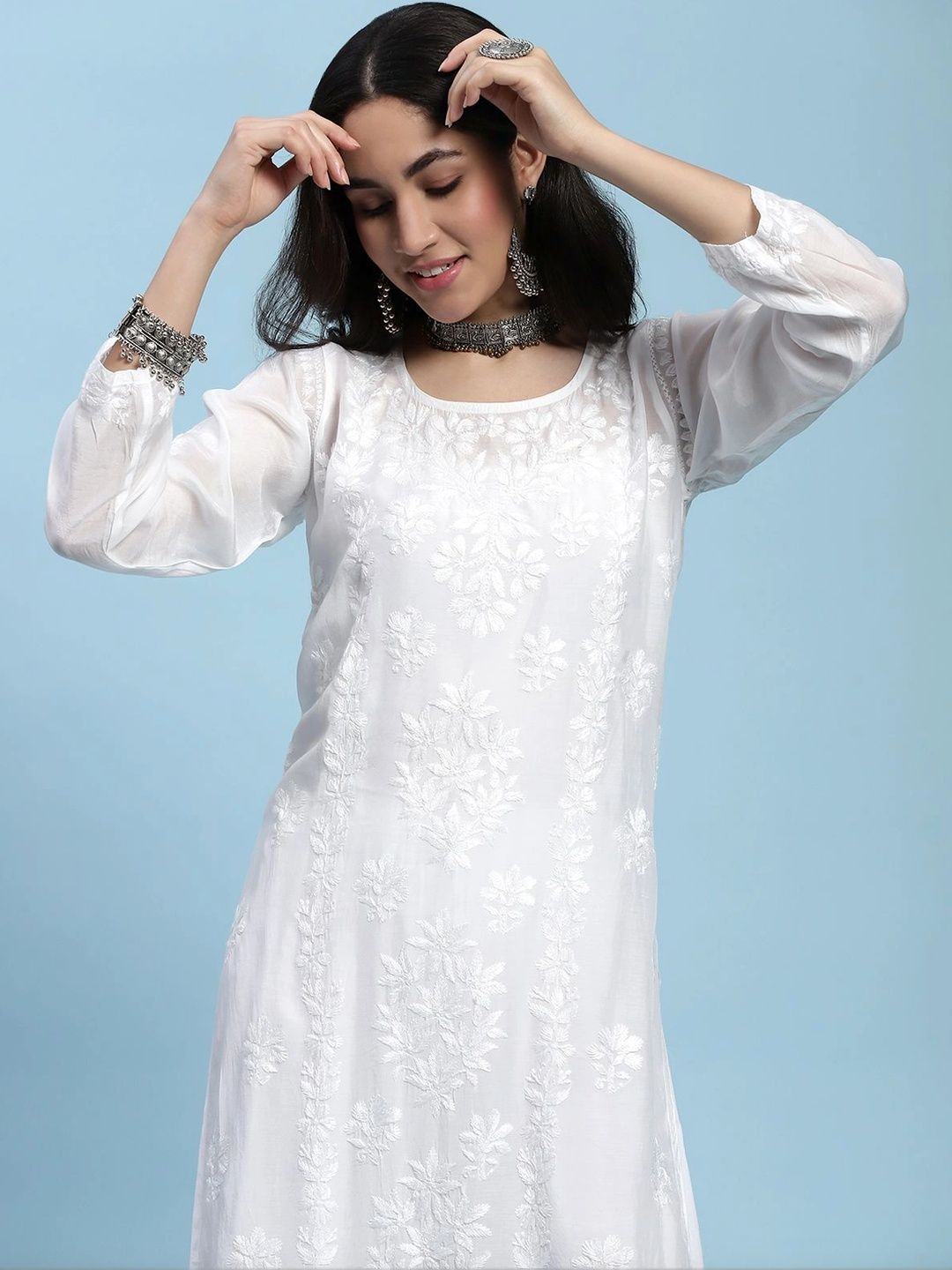 Rumah Wanita Chikankari Motif Etnik Bersulam Kurta Chikankari