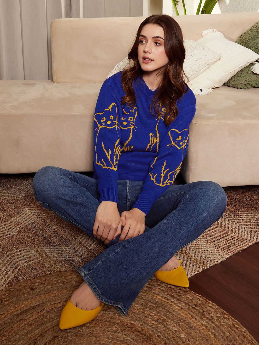 Berrylush Cat Printed Acrylic Pullover Sweater