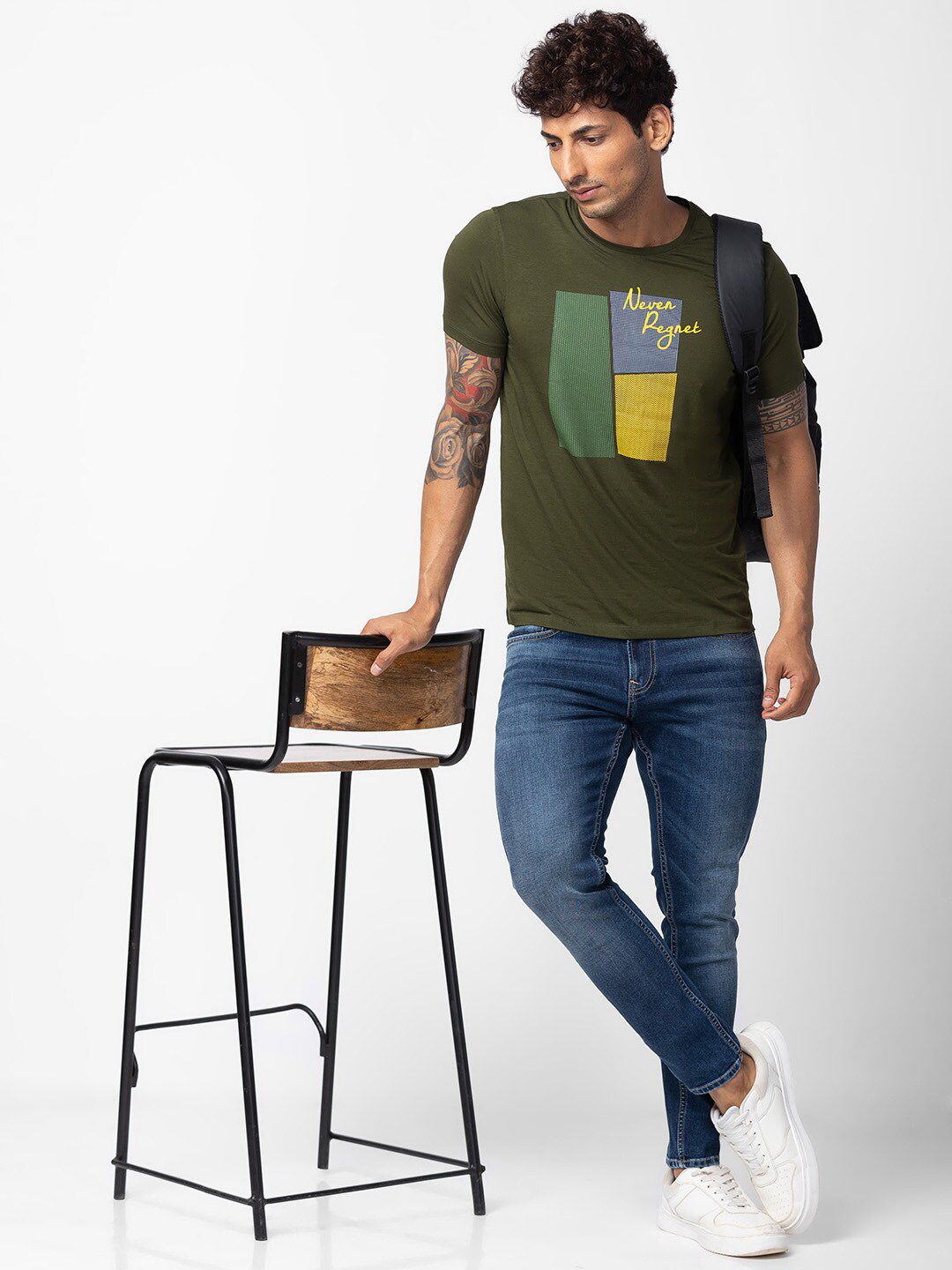 SPYKAR Men Printed Slim Fit Cotton T-shirt