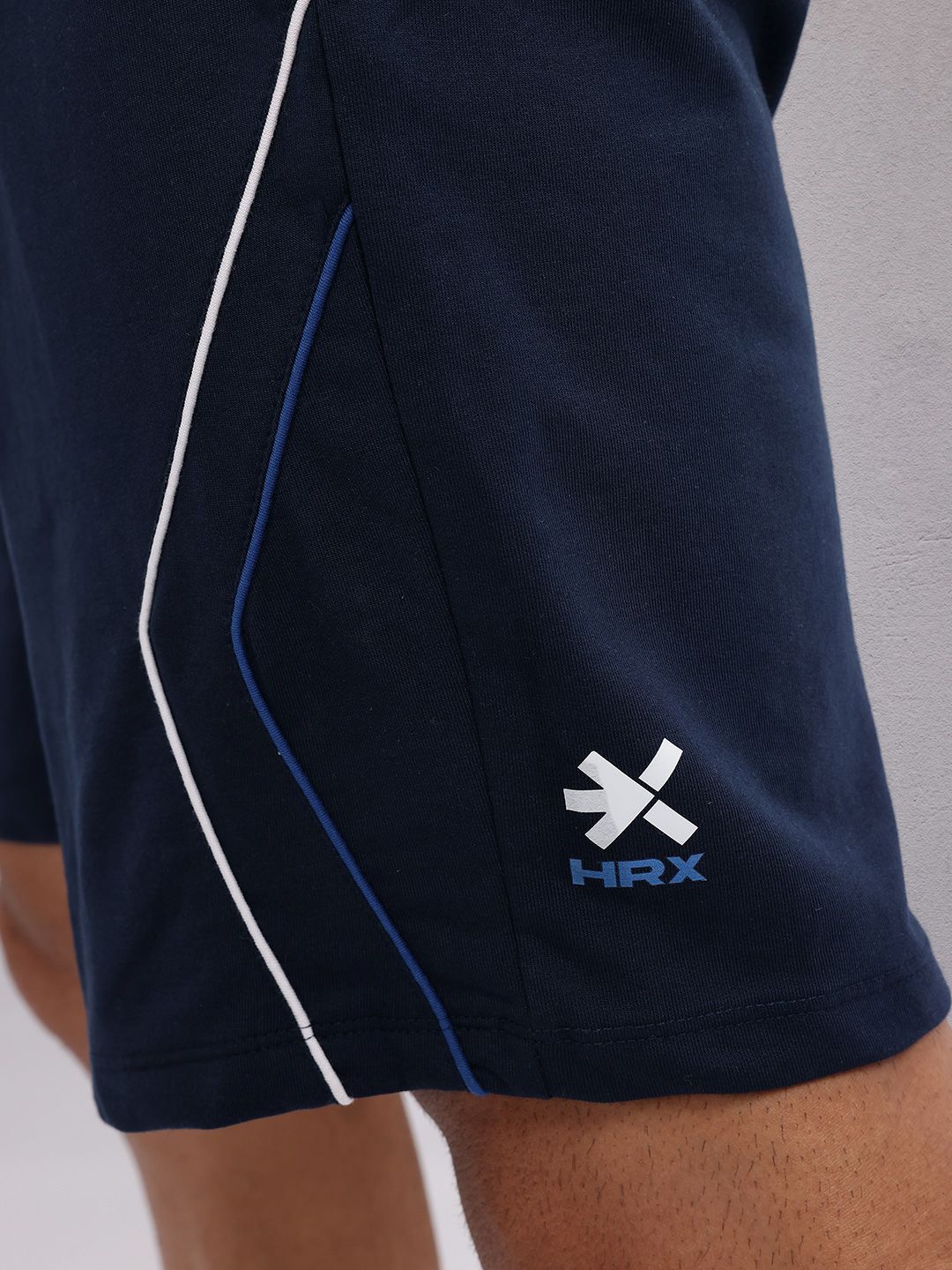 HRX by Hrithik Roshan Men Contrast Piping Detail Shorts