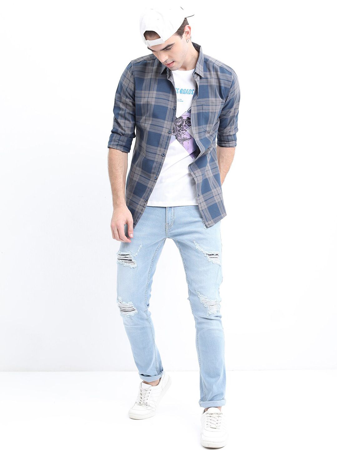 HIGHLANDER Men Checked Casual Slim Fit Shirt