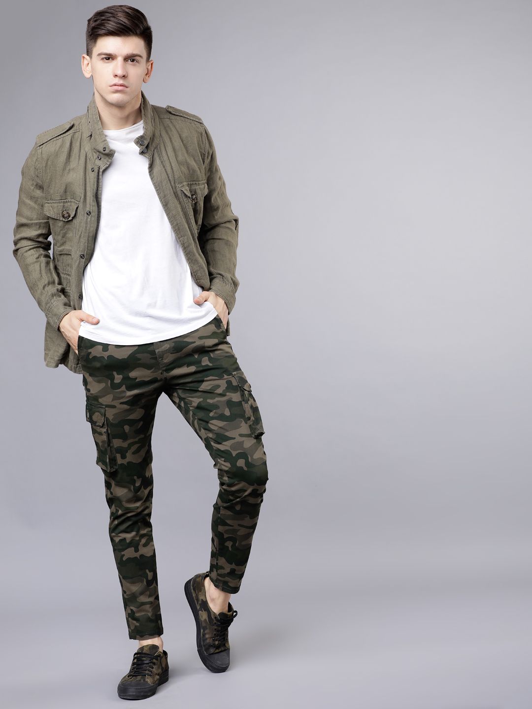 HIGHLANDER Men Olive Green Slim Fit Printed Cargos