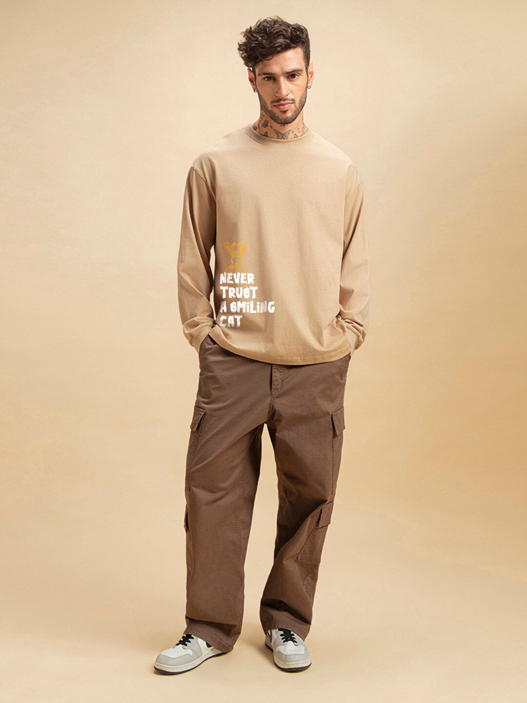 Bewakoof Garfield Printed Drop-Shoulder Sleeves Oversized Pure Cotton T-shirt