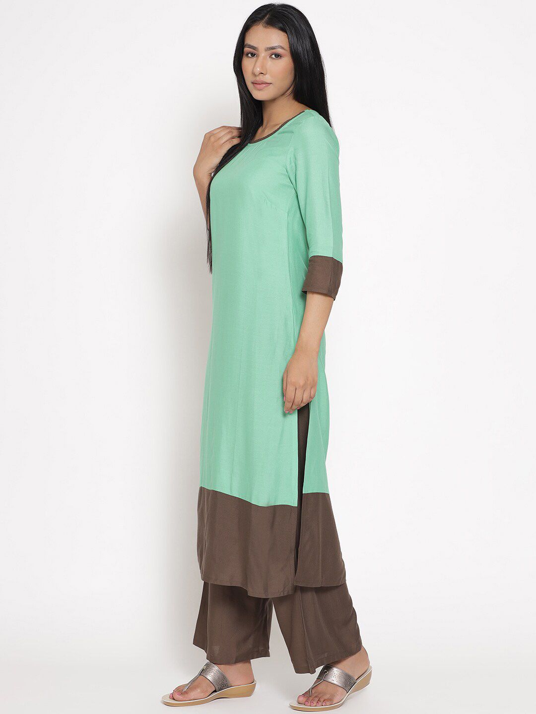 AURELIA Women Colourblocked Kurta with Palazzos