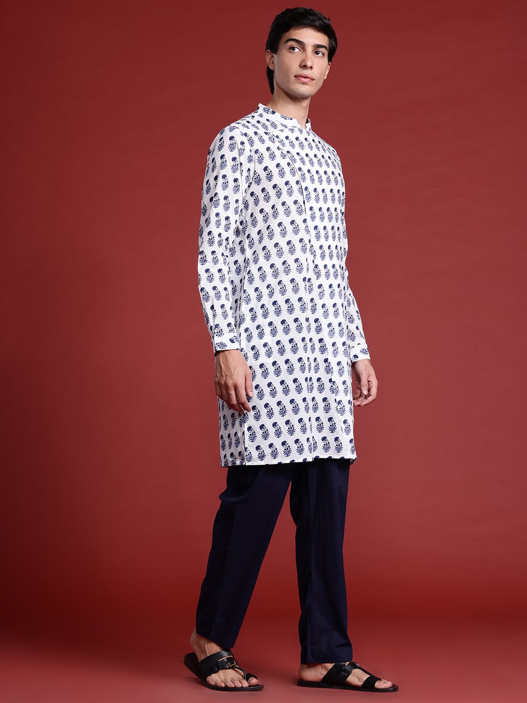 Anouk Men Floral Printed Regular Kurta with Trousers