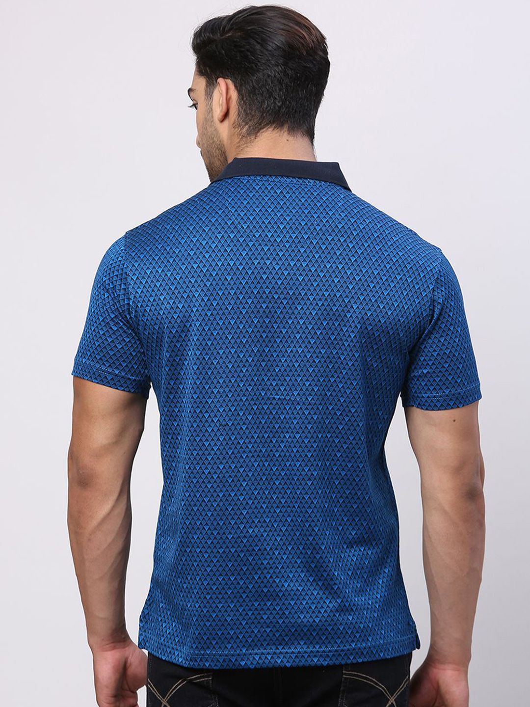 Park Avenue Men High Neck Pockets Slim Fit Pure Cotton T-shirt