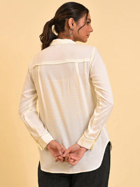 W White Spread Collar Long Sleeve Casual Shirt