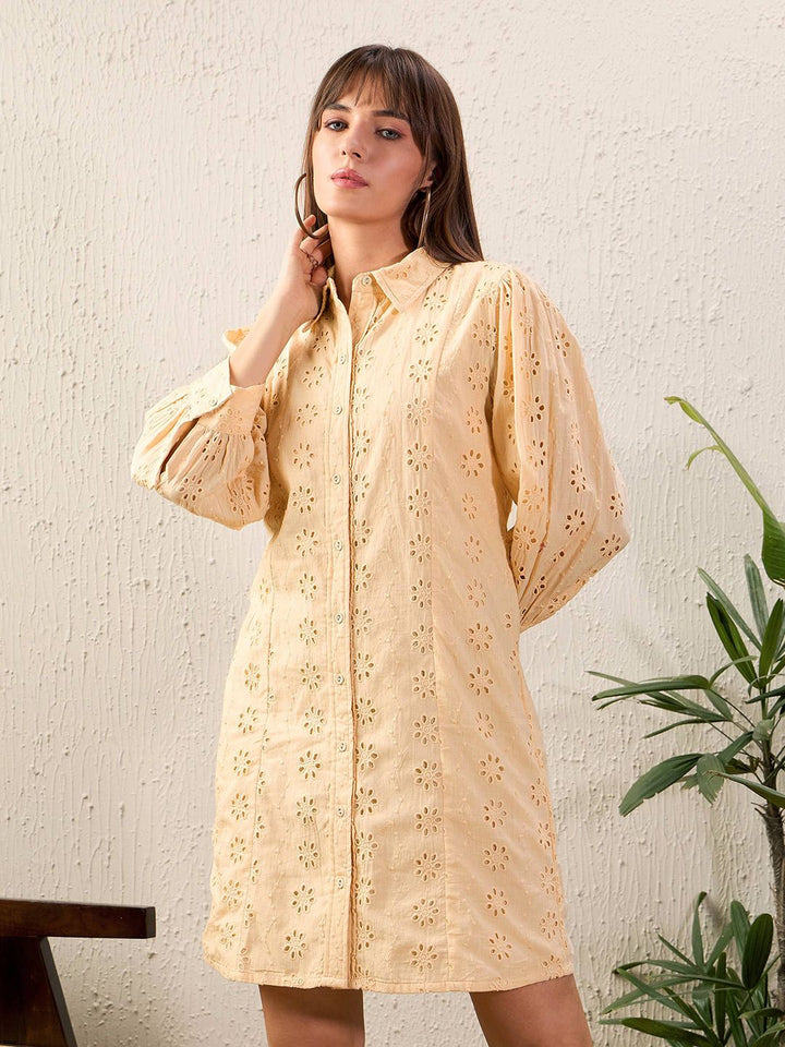 SASSAFRAS Schiffli Shirt Dress