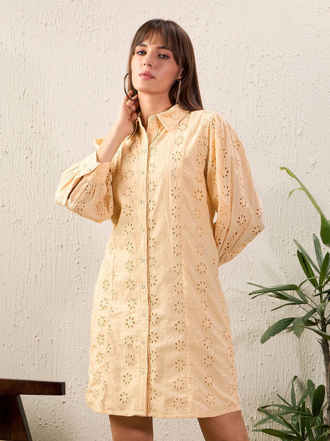 SASSAFRAS Schiffli Shirt Dress