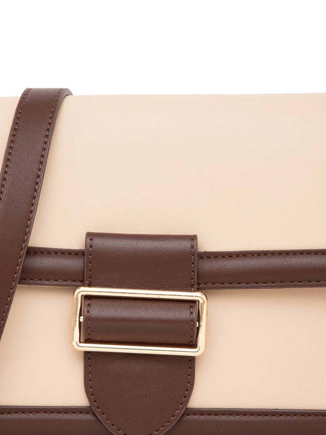 Berrylush Women Solid Structured Casual Sling Bag