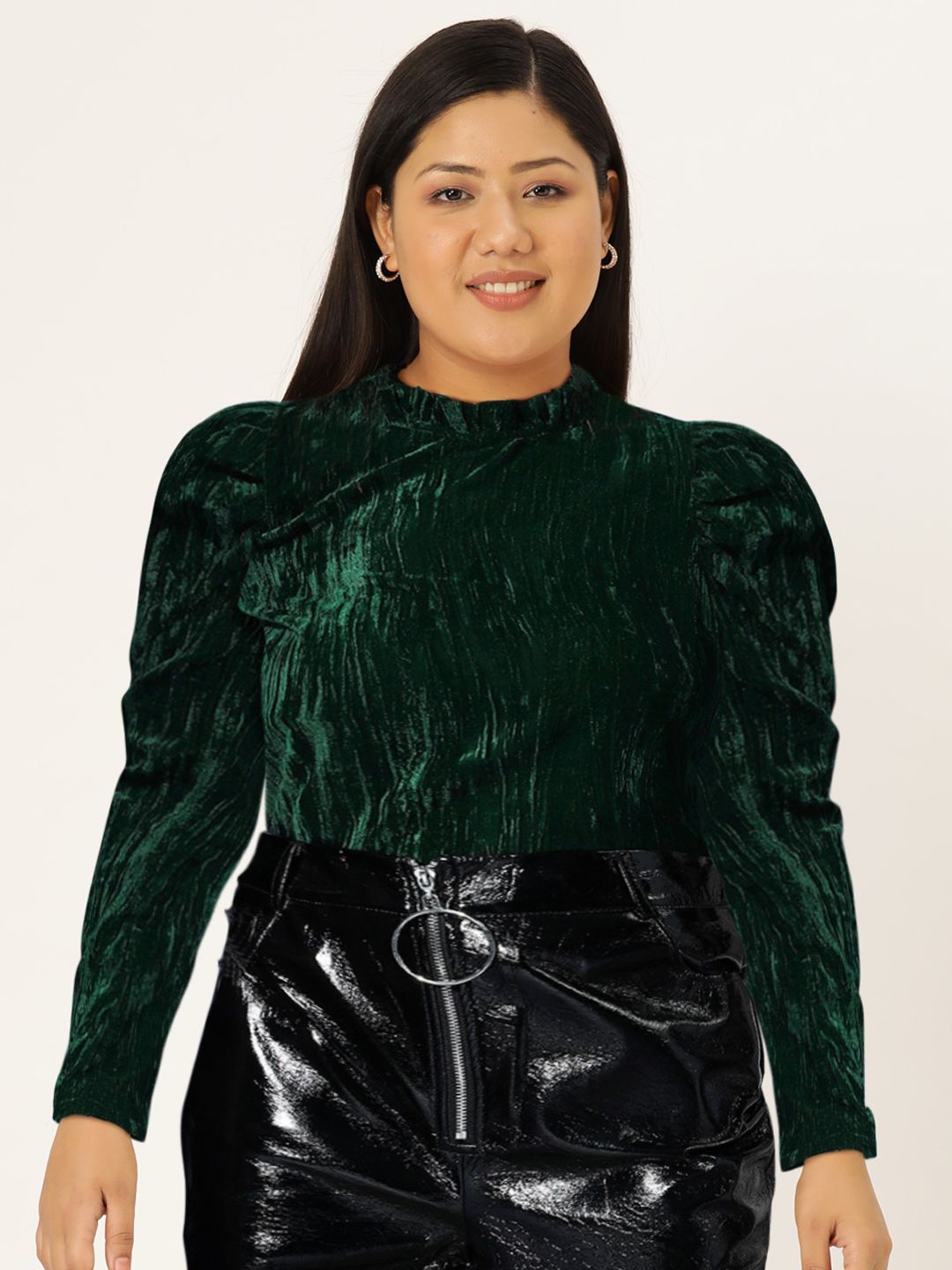 Berrylush Solid Velvet Top