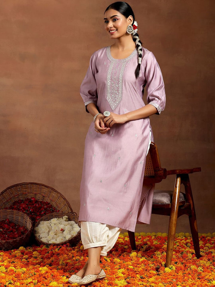 Gerua By Libas Floral Embroidered Puff Sleeves Sequinned Straight Kurta