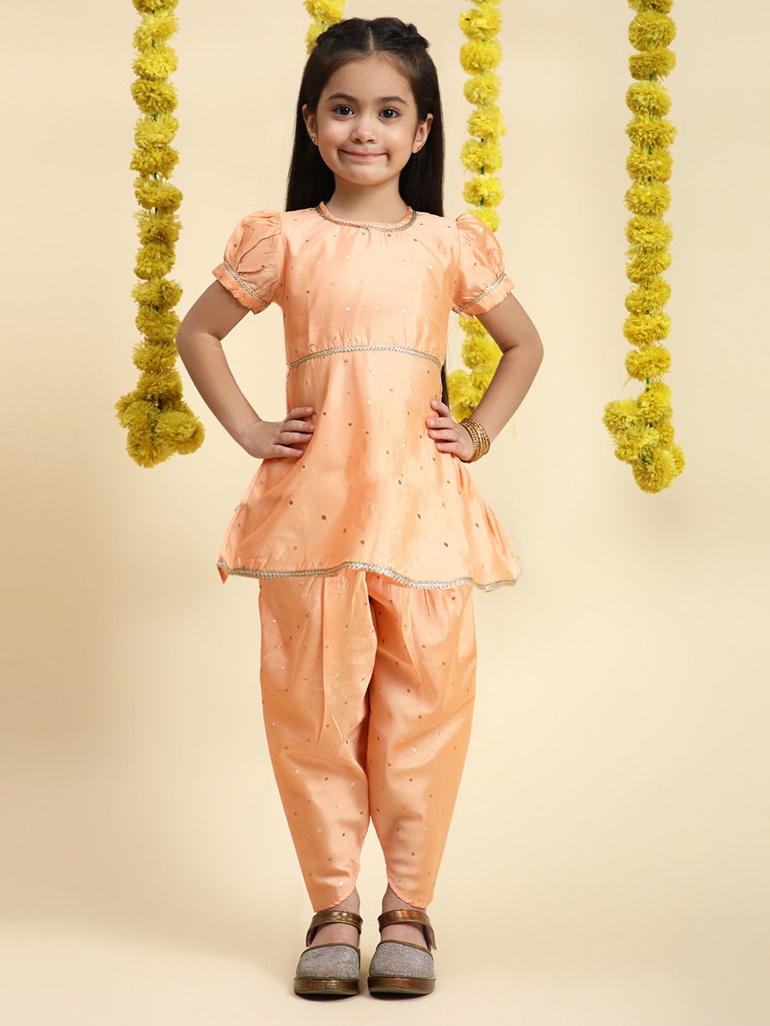 Cutiekins Girls Ethnic Motifs Embroidered Zari Kurta With Dhoti Pants