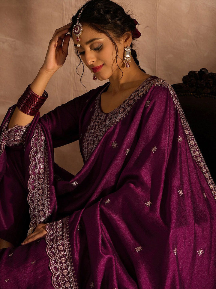 Indo Era Ethnic Motifs Embroidered Thread Work Kurta with Trousers & Dupatta