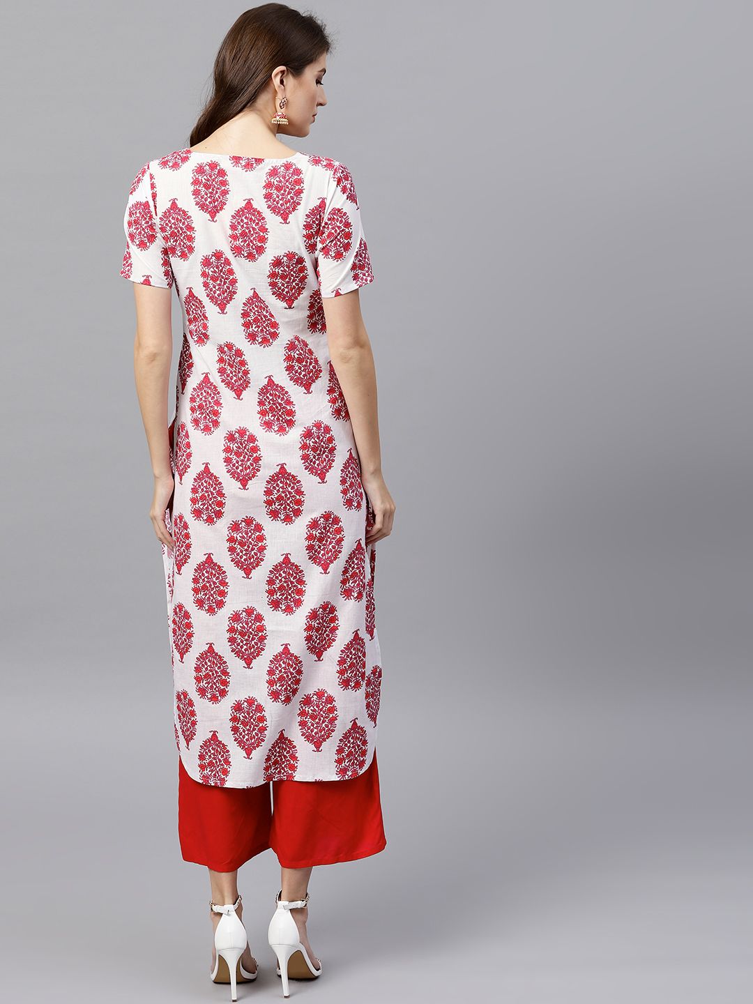 Gerua By Libas Women White Pink Printed Straight Kurta