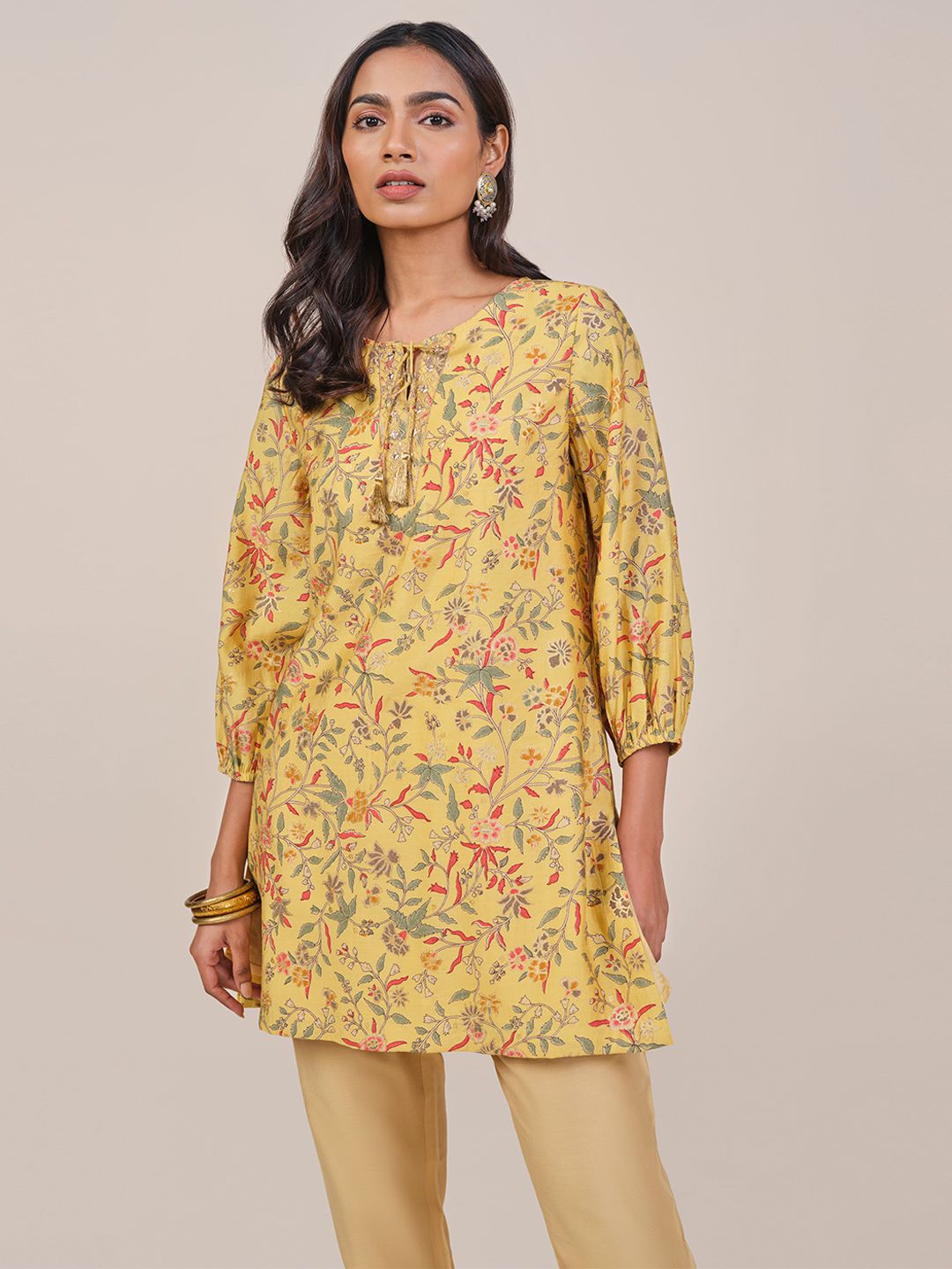 Global Desi Floral Printed Tie Up Neck Straight Kurti