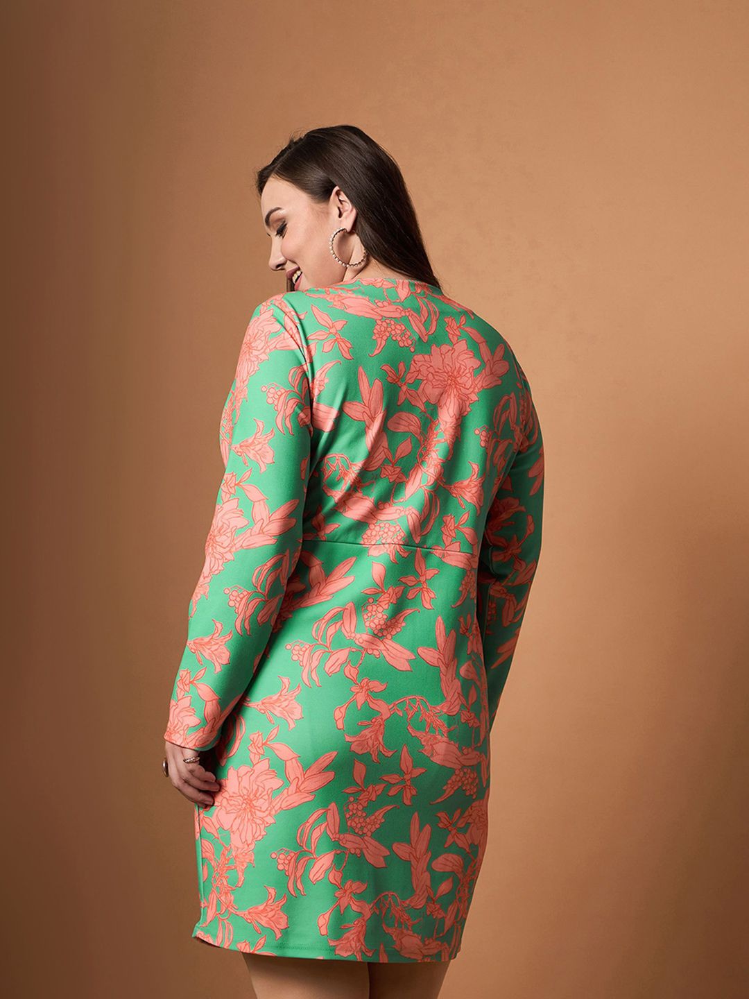 SASSAFRAS Curve Floral Print Dress