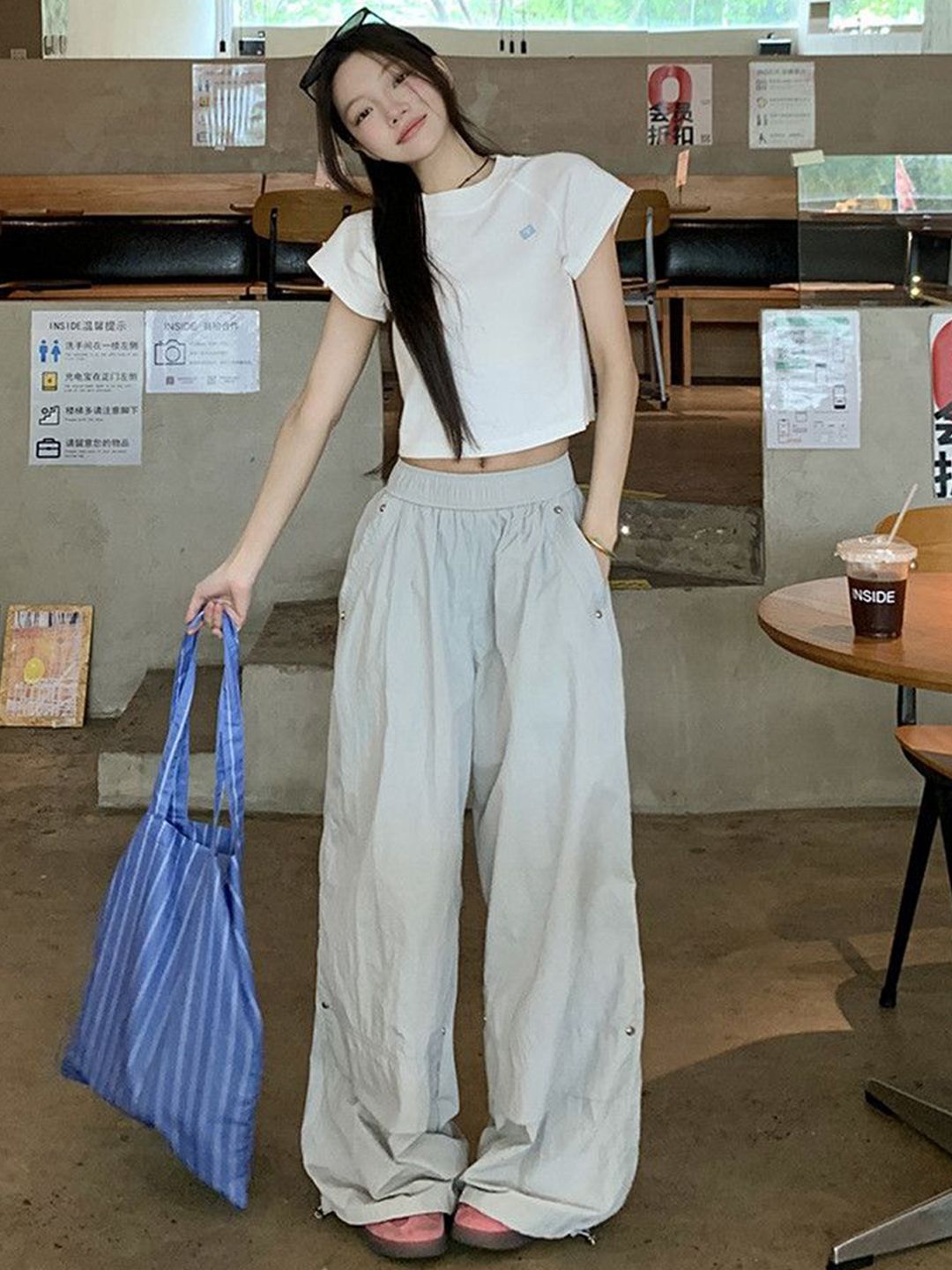 DressBerry Women High-Rise Flared Wide Leg Trousers