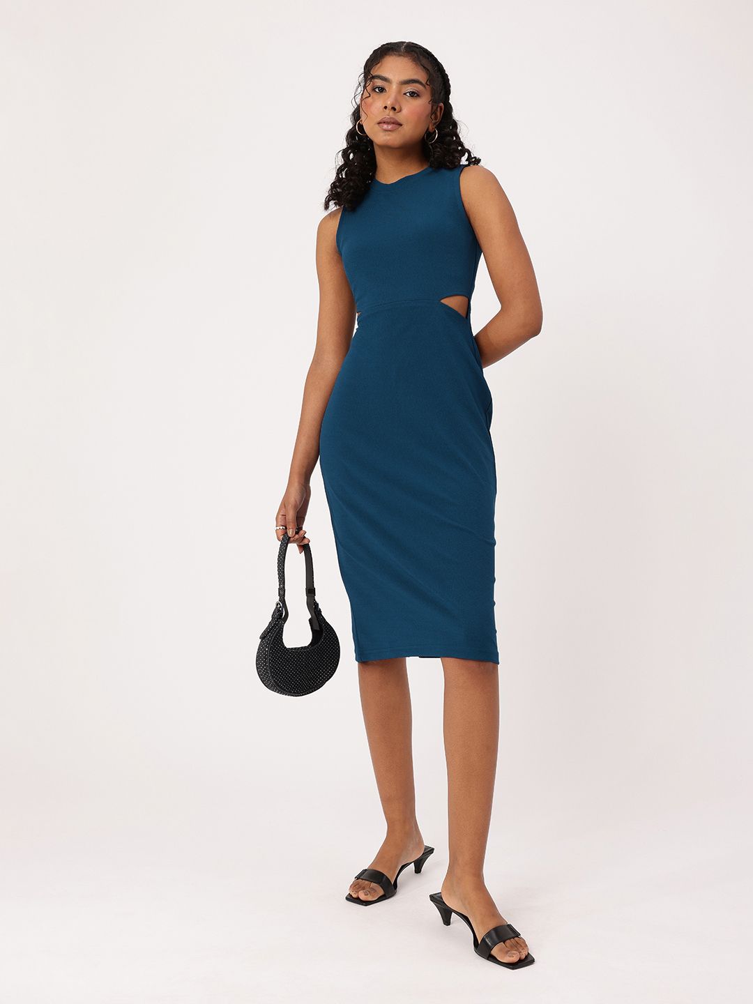 DressBerry Feminine Chic Cut-Out Detail Sheath Dress With Back Slit