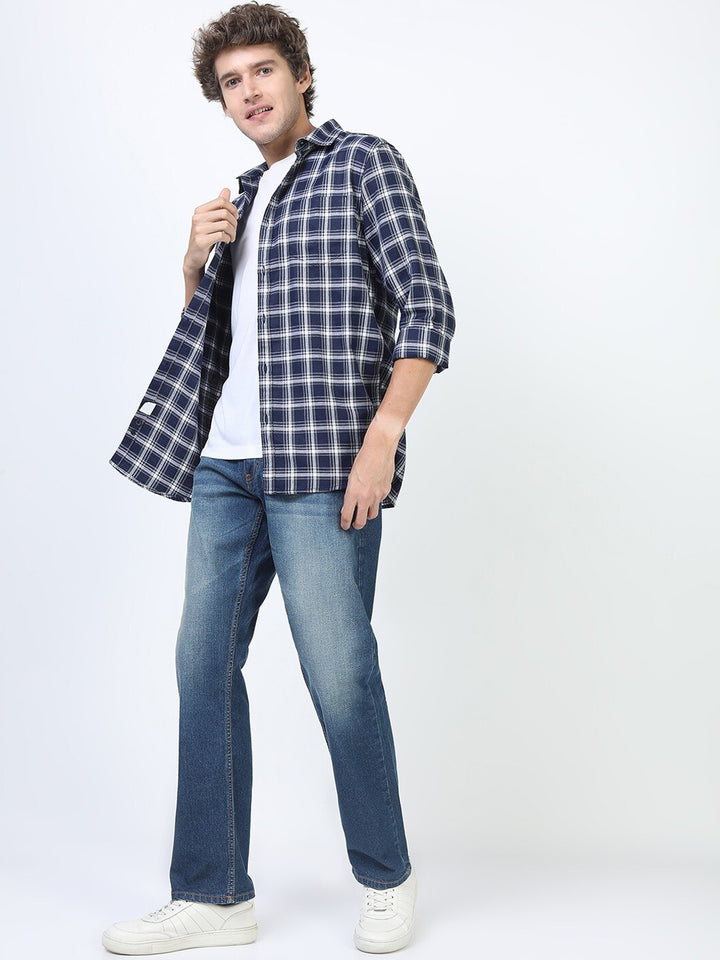 HIGHLANDER Men Blue Straight Fit Light Fade Stretchable Jeans