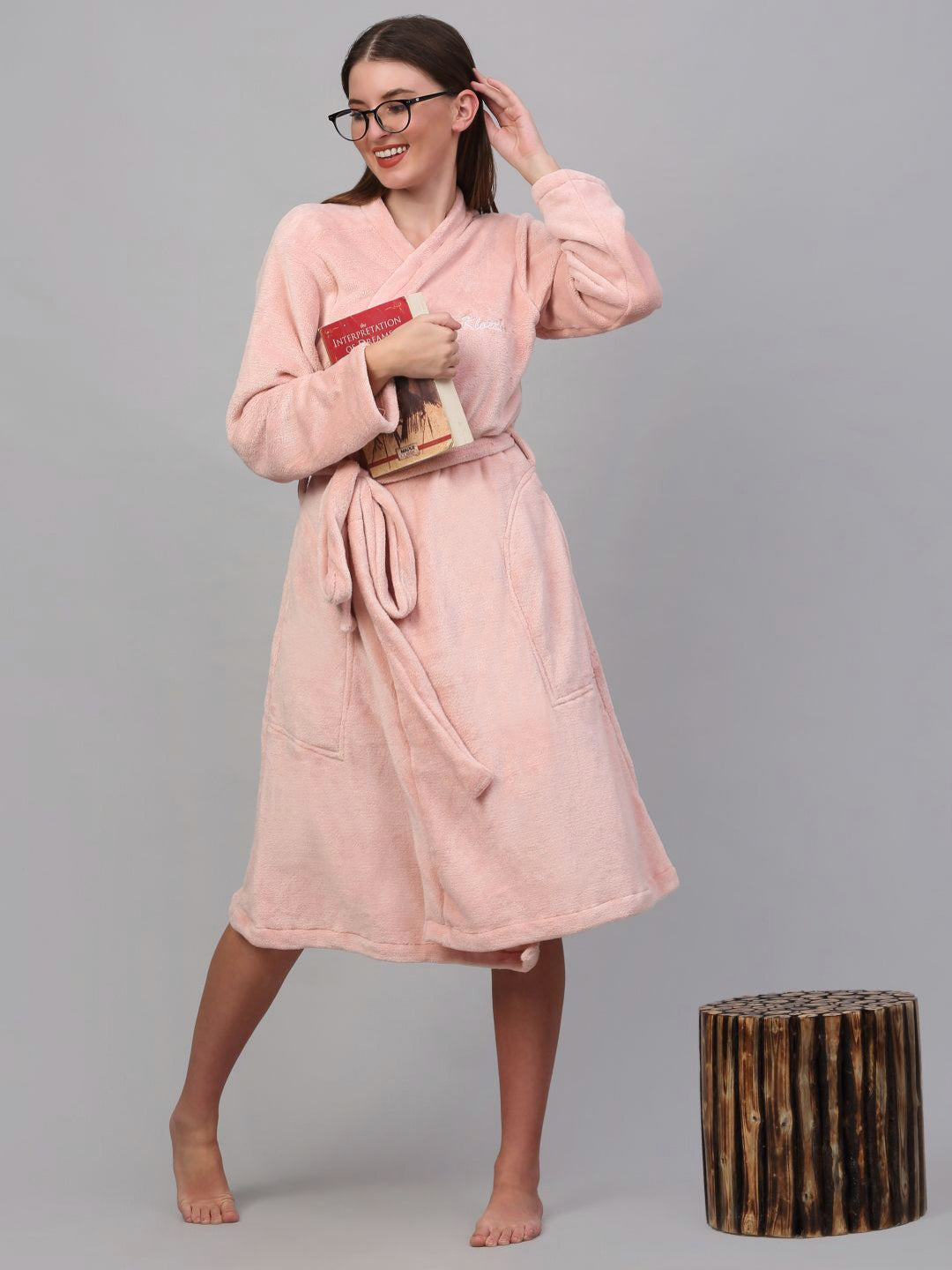 KLOTTHE Pink Shawl Collar Woollen Bath Robe With Belt