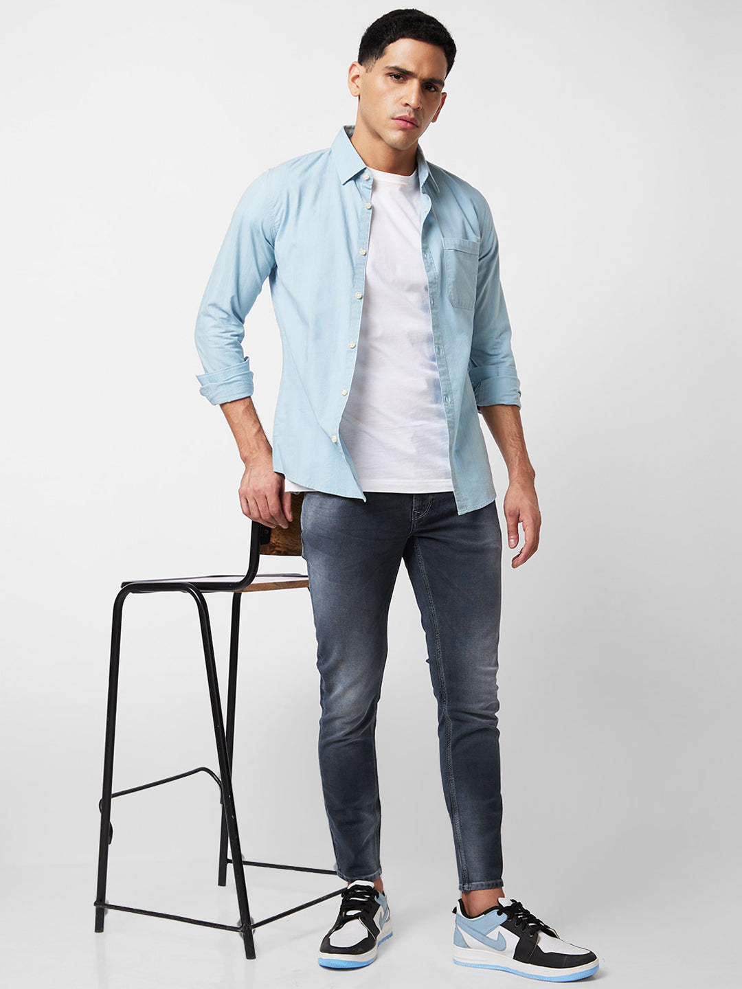 SPYKAR Men Slim Fit Heavy Fade Stretchable Jeans