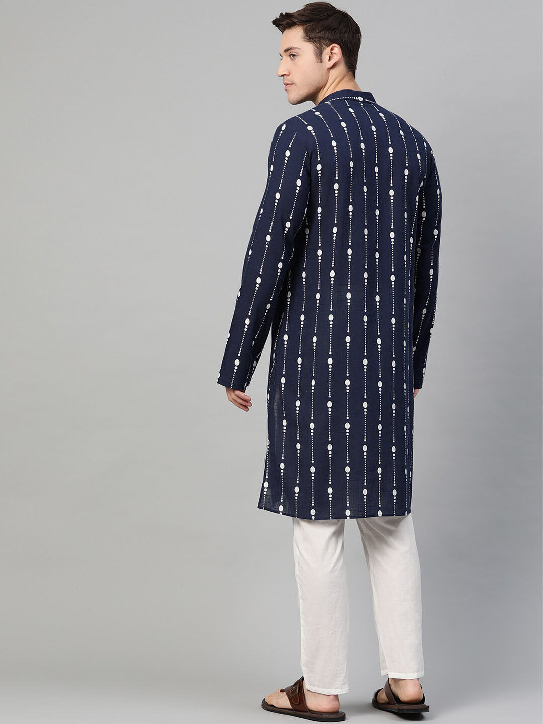 See Designs Men Navy Blue & White Printed Kurta with Pyjamas