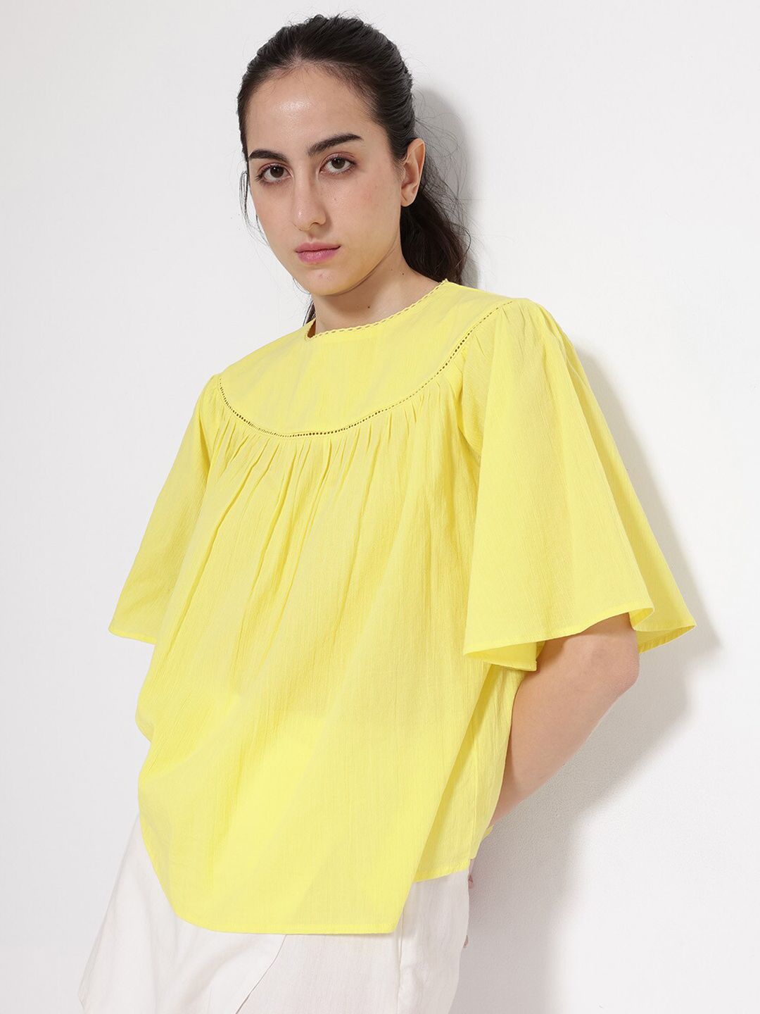 RAREISM Round Neck Flared Sleeve Cotton Top