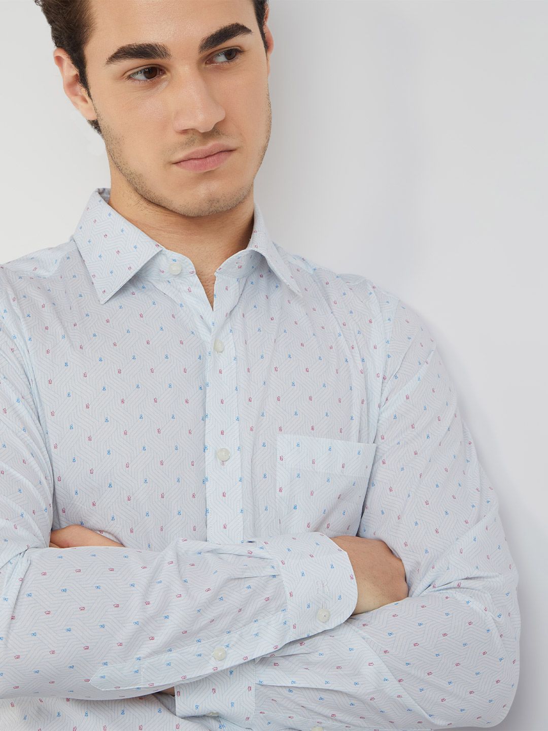 Raymond Men Slim Fit Geometric Printed Pure Cotton Formal Shirt