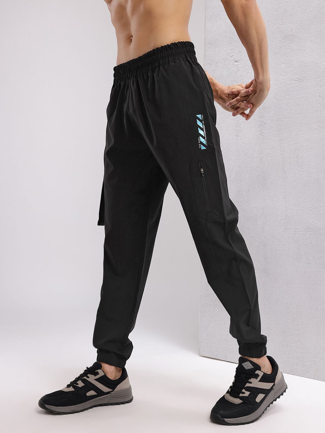 HRX by Hrithik Roshan Men Rapid-Dry Training Joggers