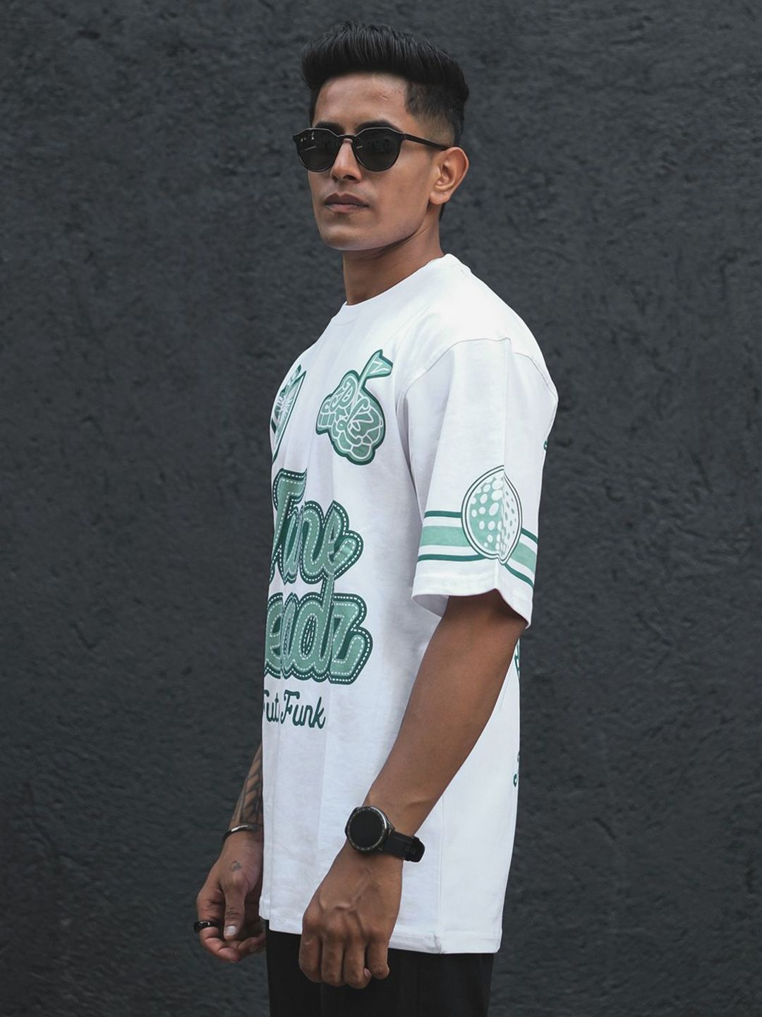 Powerlook Men Typography Printed Oversized T-shirt