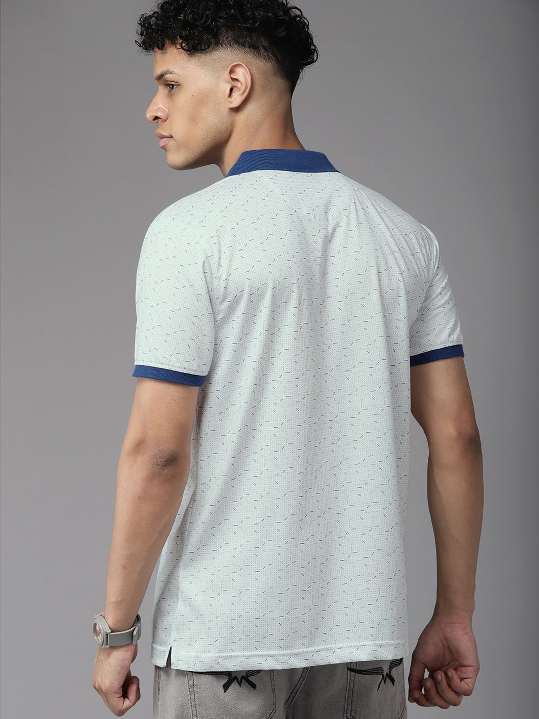 Park Avenue Men Geometric Print Polo Collar Slim Fit T-shirt