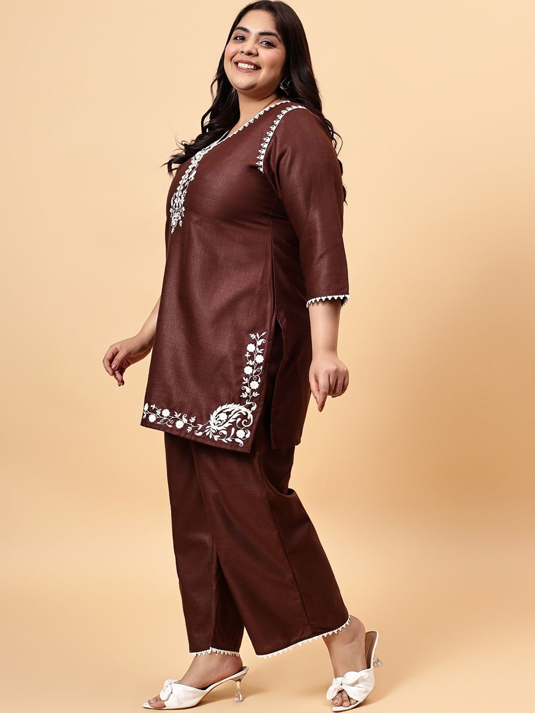 Bani Women Embroidered V Neck Tunic With Flared Palazzos Co-Ords
