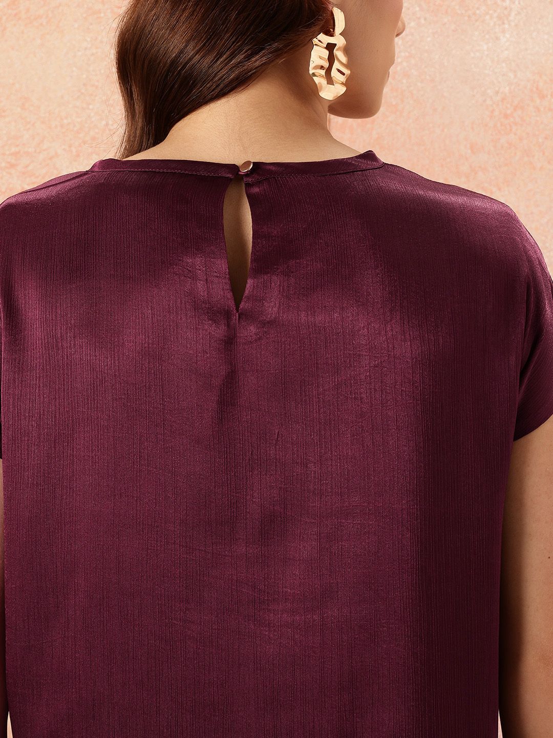 all about you Crinkle Effect Extended Sleeves Satin Finish Top