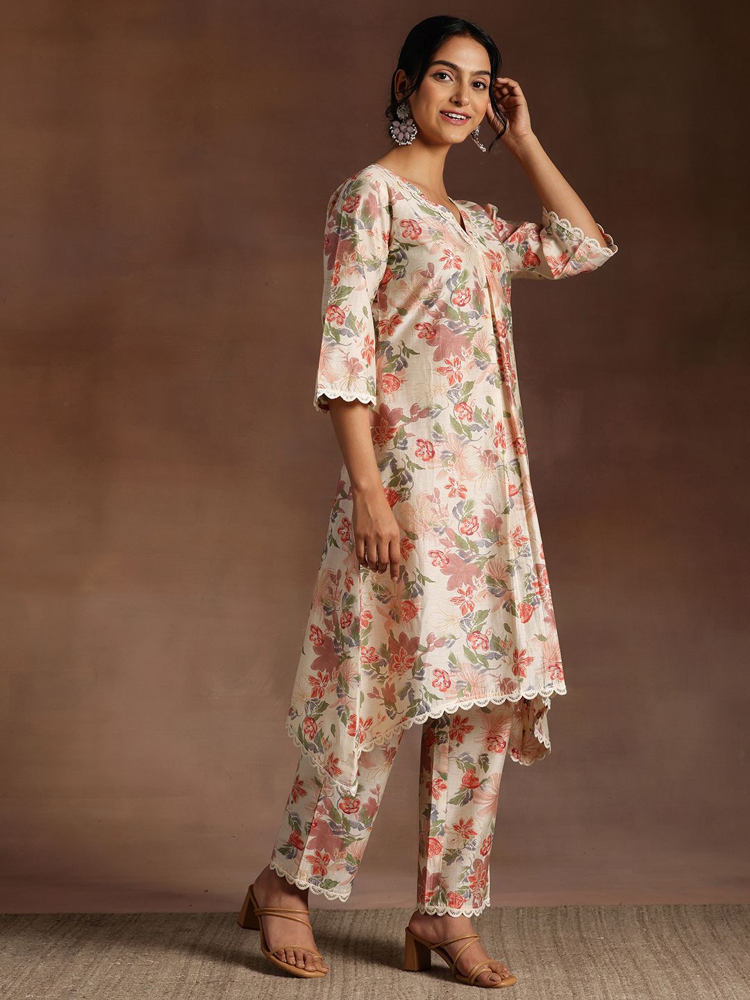 Libas Floral Printed Kurta With Trouser
