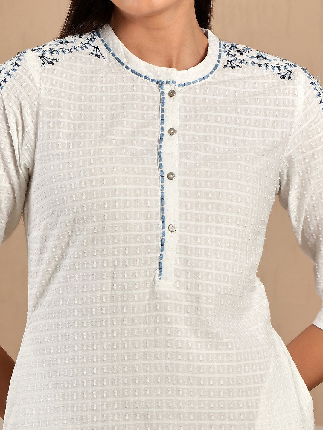 W Floral Embroidered Mandarin Collar Cotton Regular Kurta