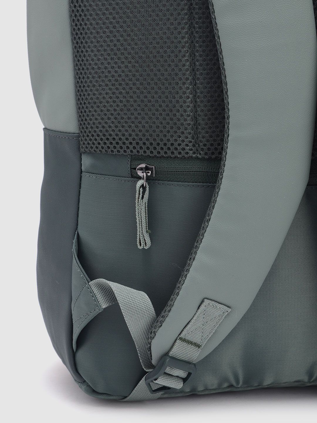 Gear Unisex Colourblocked Backpack- 16L