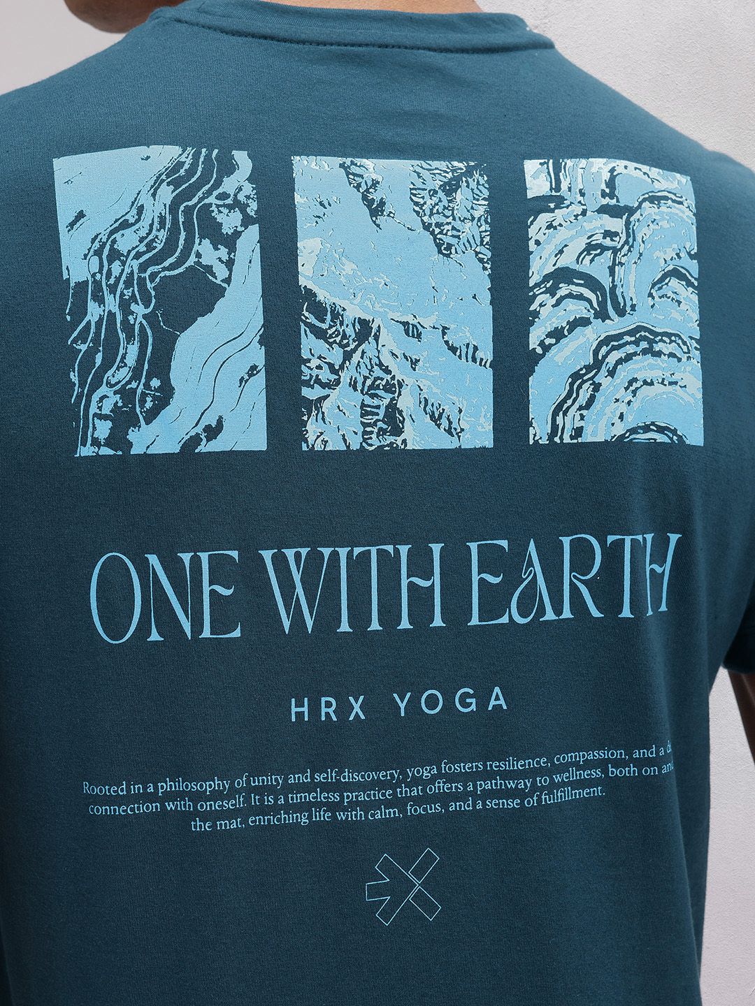 HRX by Hrithik Roshan Graphic & Typography Print Regular Fit Yoga T-shirt