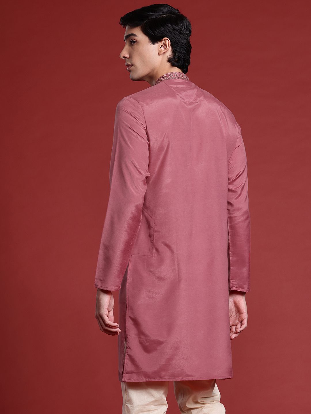 Anouk Pleated Detail Mandarin Collar Straight Kurta