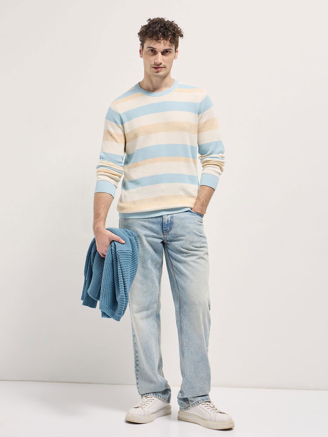 THE BEAR HOUSE Men Striped Slim Fit T-shirt