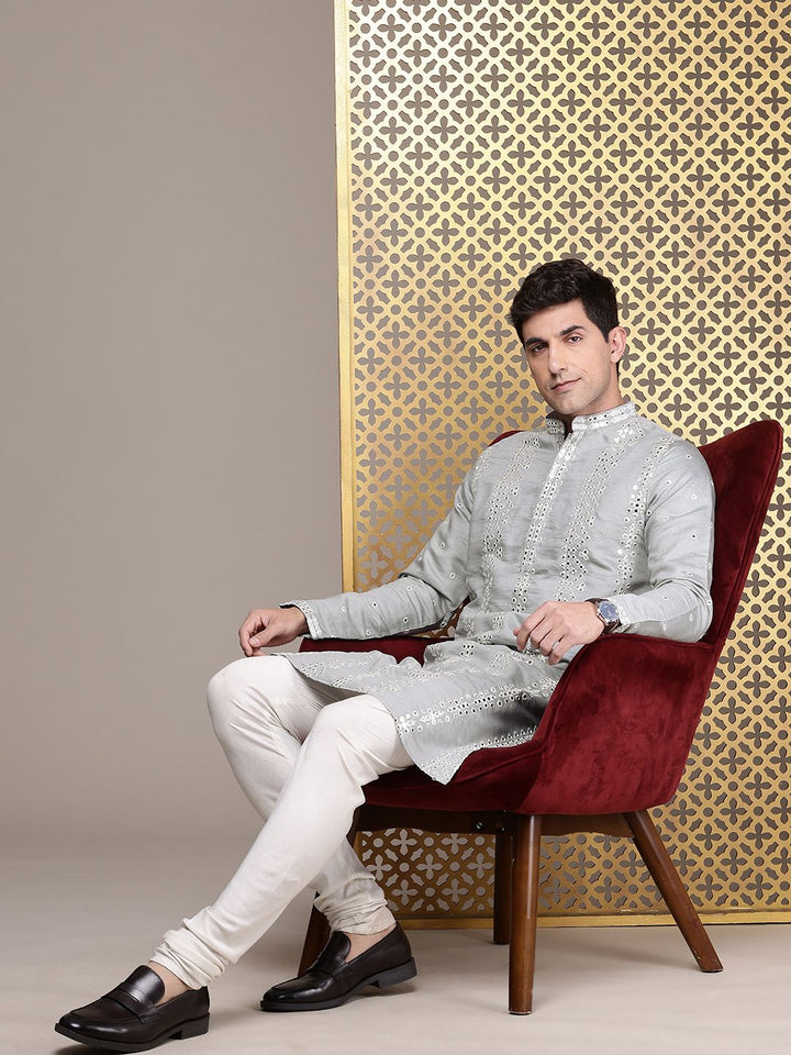 House of Pataudi Geometric Embroidered Mandarin Collar Mirror Work Jashn Kurta