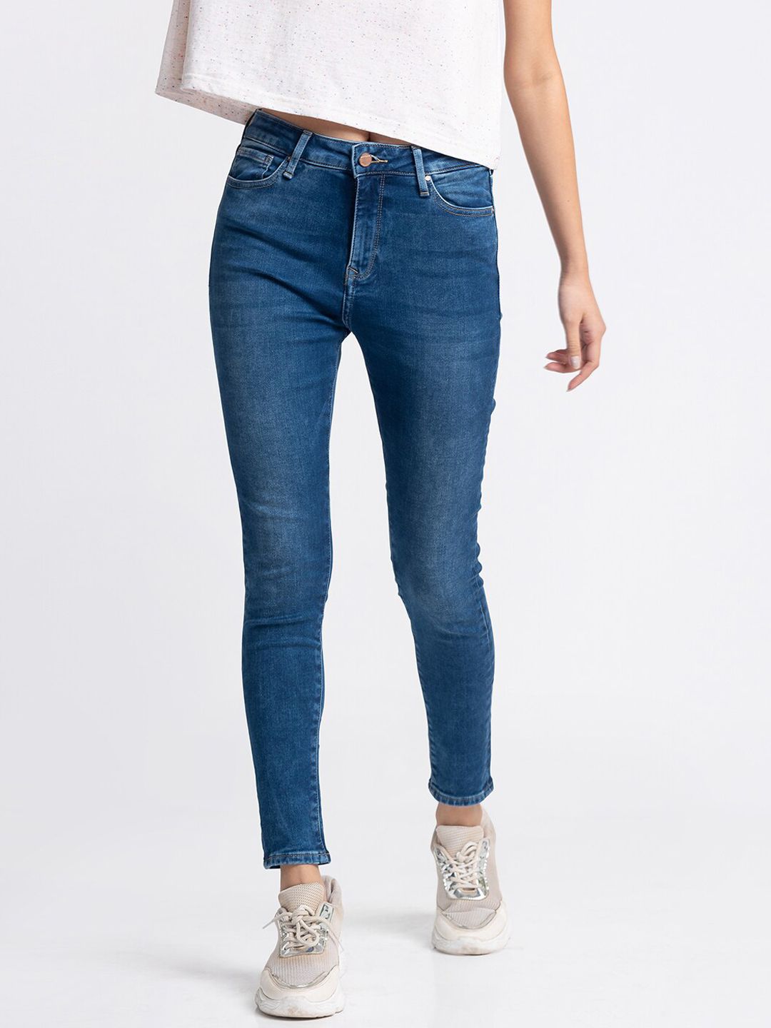 SPYKAR Women Blue Slim Fit Light Fade Jeans