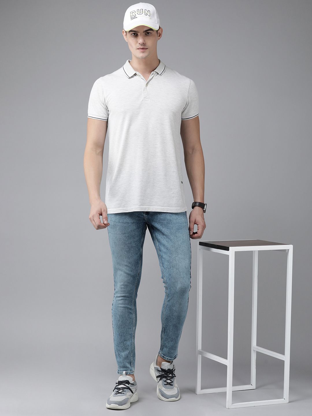 SPYKAR Men Kano Slim Fit Heavy Fade Stretchable Jeans