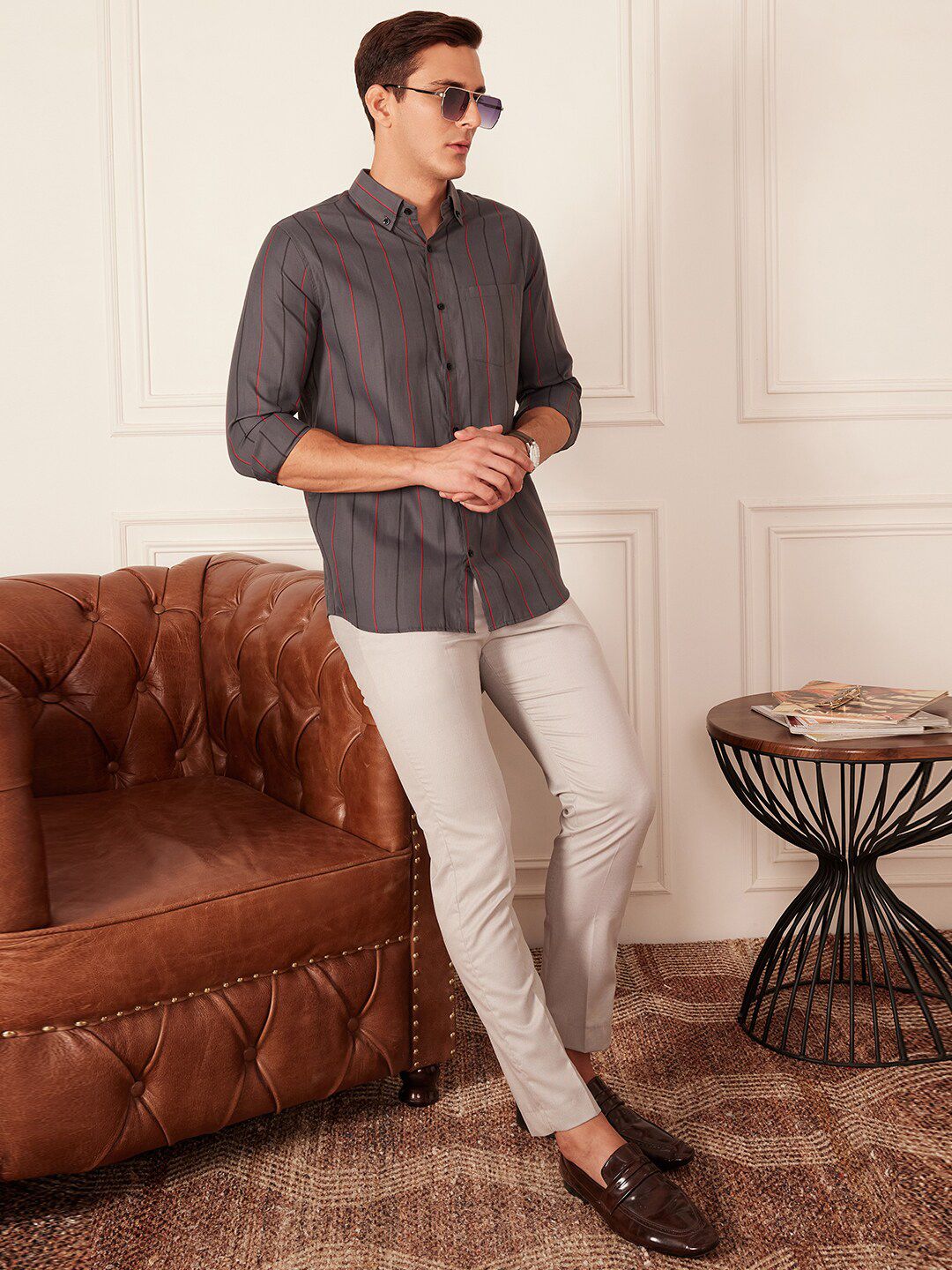 DENNISON Baju Kasual Kolar Berkolar Berjalur Pintar