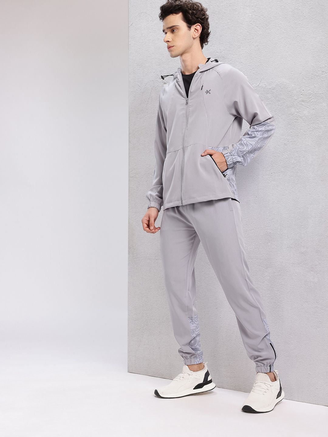 HRX by Hrithik Roshan Men Printed Rapid-Dry Running Tracksuit