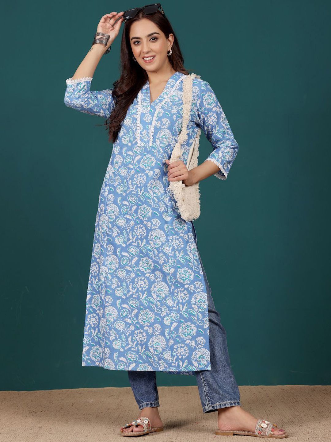 Varanga Women Floral Printed Floral Kurta