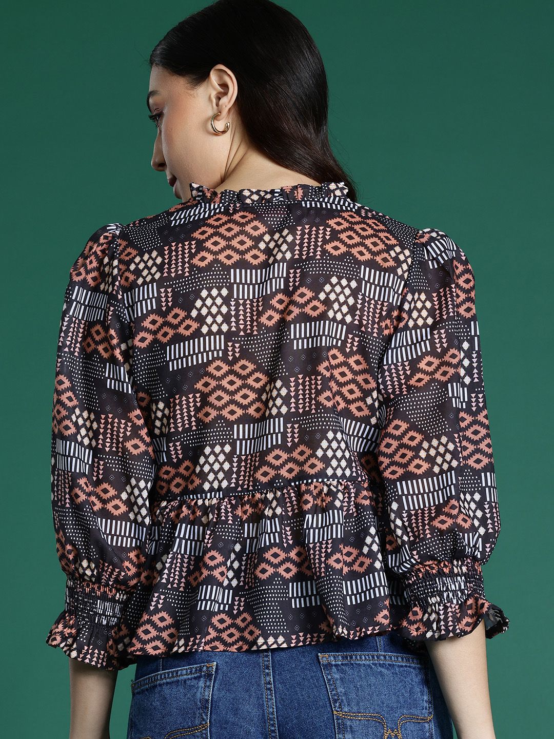 DressBerry Geometric Print Puff Sleeve Wrap Top